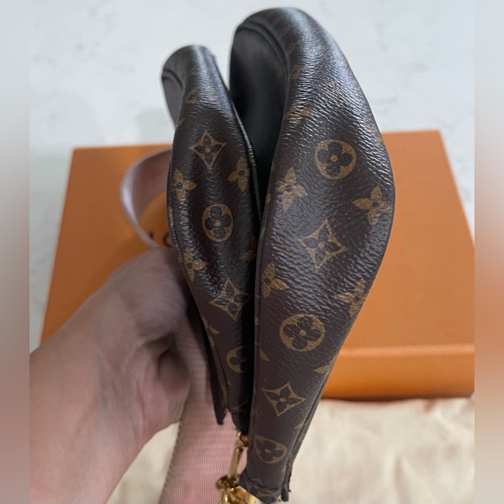 Authentic Louis Vuitton LV Multi Pochette Accessoires Crossbody - Picture 7 of 14
